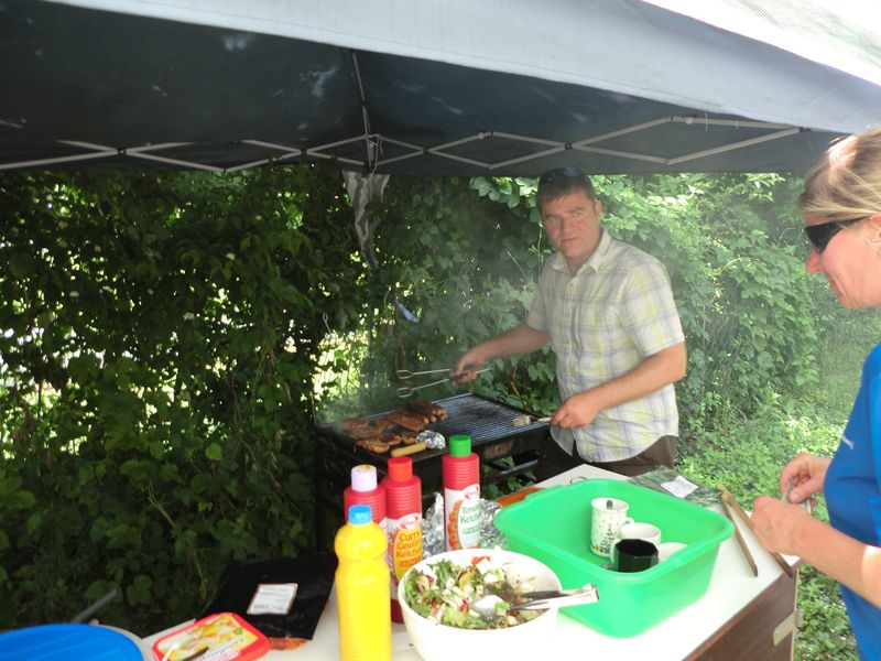 ...grillt...