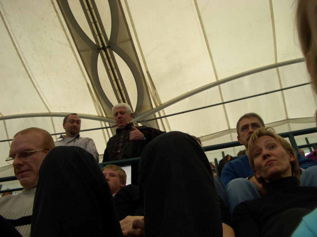 Der Chef der Mission hat alles im Blick!