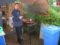 Unser Grillmeister Ralle in seinem Element