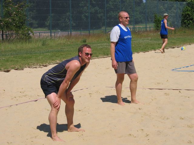  Dirk Sievers und Martin Dürr erwarten den Aufschlag des Gegners