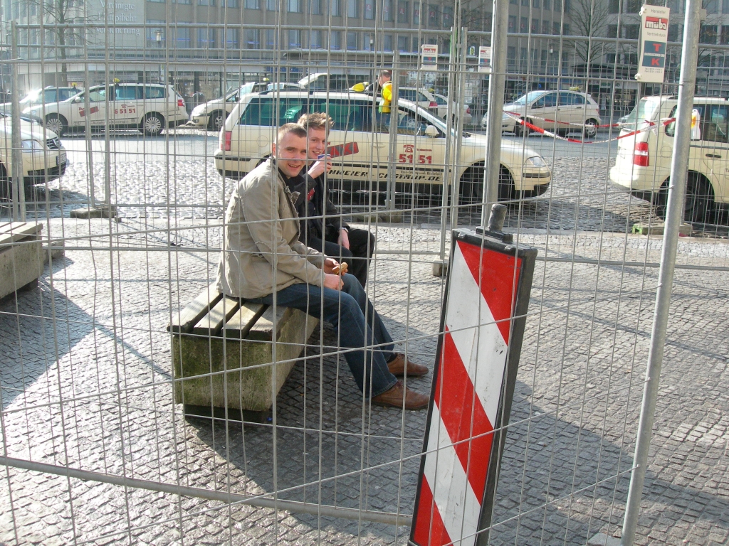 Kaspar und Nes in mitten einladender und malerischer Kulisse
