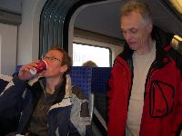 ...Tobbe dopt sich und Walter total frisch...