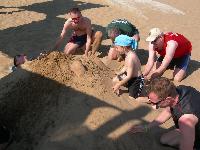 sonst wurde er eingegraben...