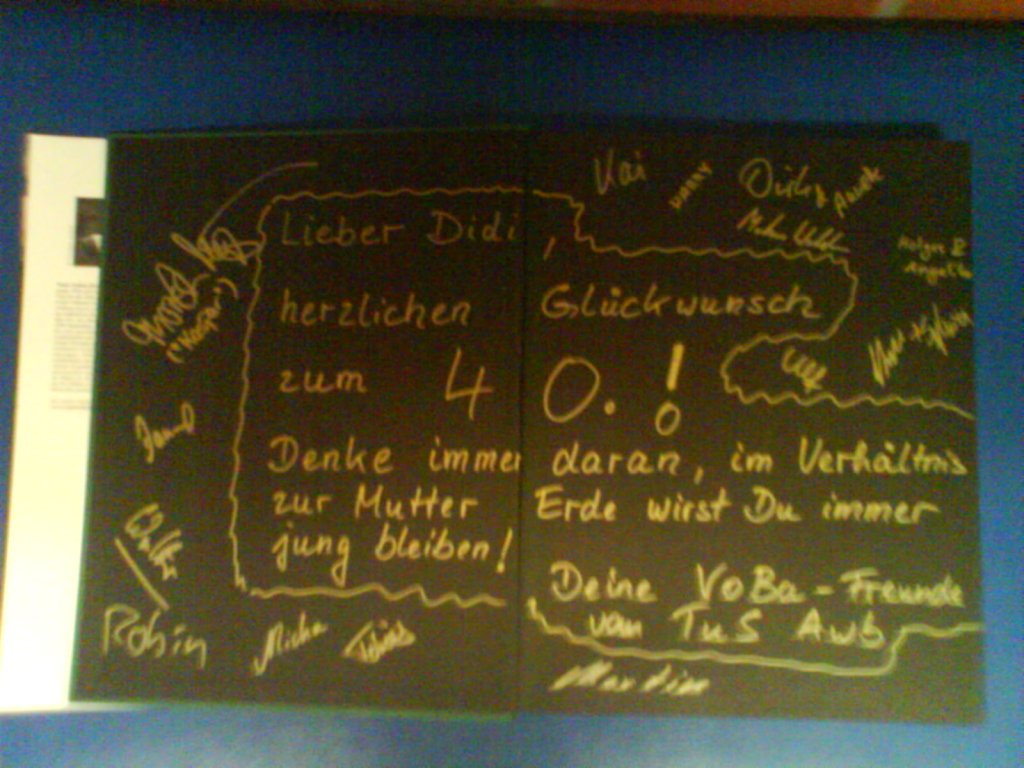  Von uns allen...