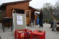 Die neue Hütte wird eingeräumt