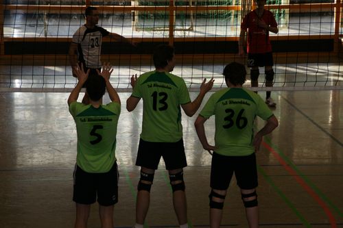vielleicht mal die Hände hoch zum Block