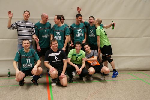 ...kam erst so mancher aus sich heraus und zeigt endlich meisterschaftliche und/oder ungehemmte Zügellosigkeit :-) Vielen Dank an euch alle und "...TSCHÜß LANDESLIGA !"
