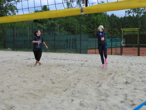 ...sondern nur für den Ball der einem manchmal nicht mehr aus dem Kopf gehen wollte.